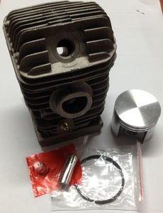 KOMPLETNÍ VÁLEC STIHL 025, MS250, MS250C