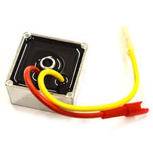 REGULÁTOR NAPĚTÍ  BRIGGS&STRATTON 5-9 AMP