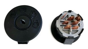 SPÍNACÍ SKŘÍNKA UNIVERZÁLNÍ 4 POLOHY 7 TERMINALŮ PLAST