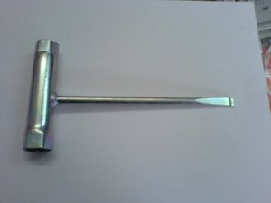 Kombi klíč  na pily Stihl MS171 MS181 MS211  13 x 16 mm