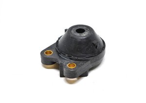 Silentblok horní pily Stihl MS440 044